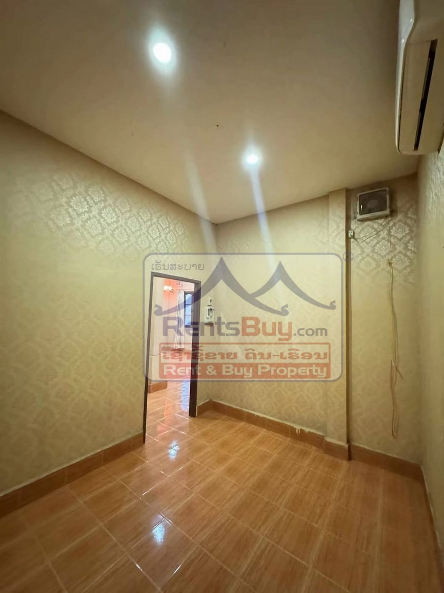 6695-Comfortable 2-Bedroom House for Rent in Nongtha Village, Chanthabuly District