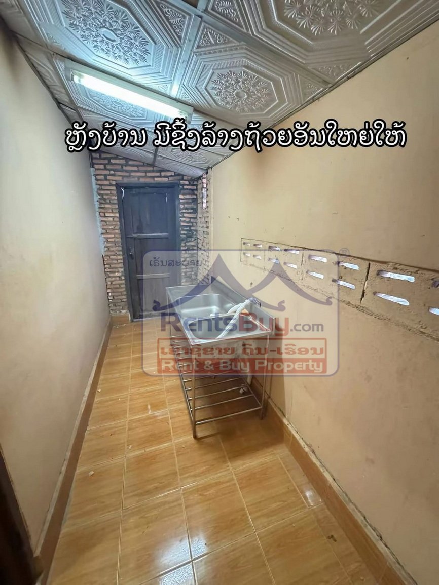 6695-Comfortable 2-Bedroom House for Rent in Nongtha Village, Chanthabuly District