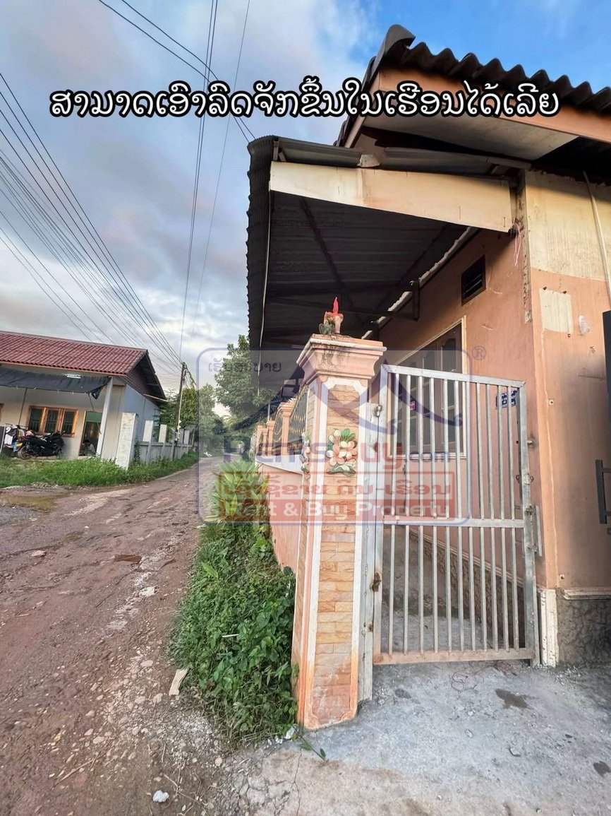 6695-Comfortable 2-Bedroom House for Rent in Nongtha Village, Chanthabuly District
