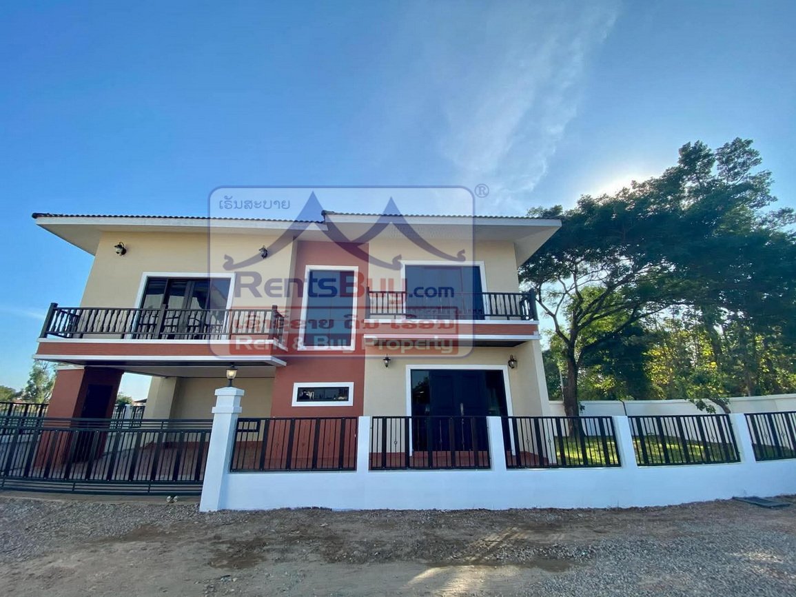 6668-Modern 4-Bedroom Family Home for Sale Near That Luang Lake – $180,000