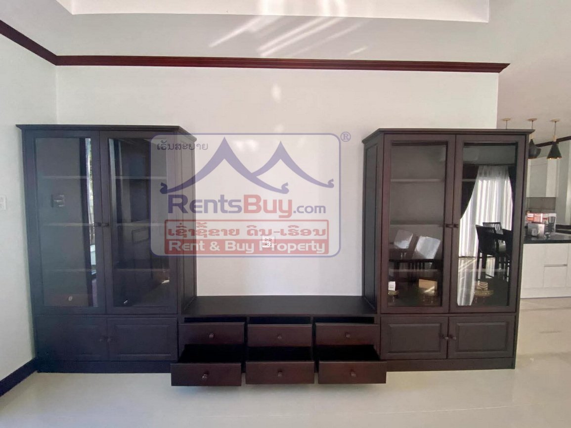 6668-Modern 4-Bedroom Family Home for Sale Near That Luang Lake – $180,000
