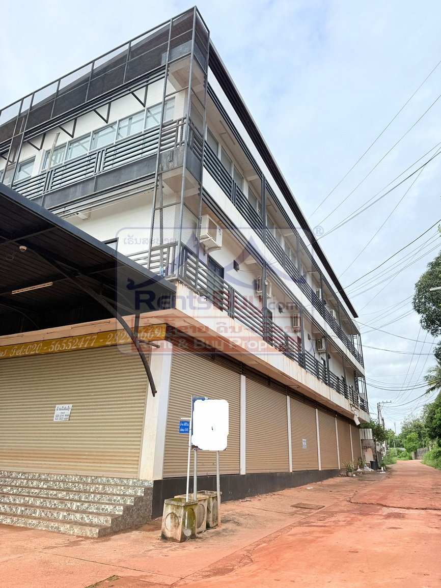 5962-Versatile Three-Story Shophouse for Rent Near Conference Hall – Perfect for Offices, Language Centers & Retail