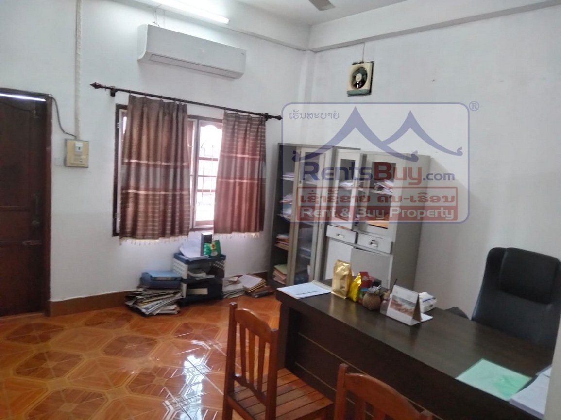 6657-Spacious 3-Storey shophouse for Rent in Phonxay – Ideal for Home or Business
