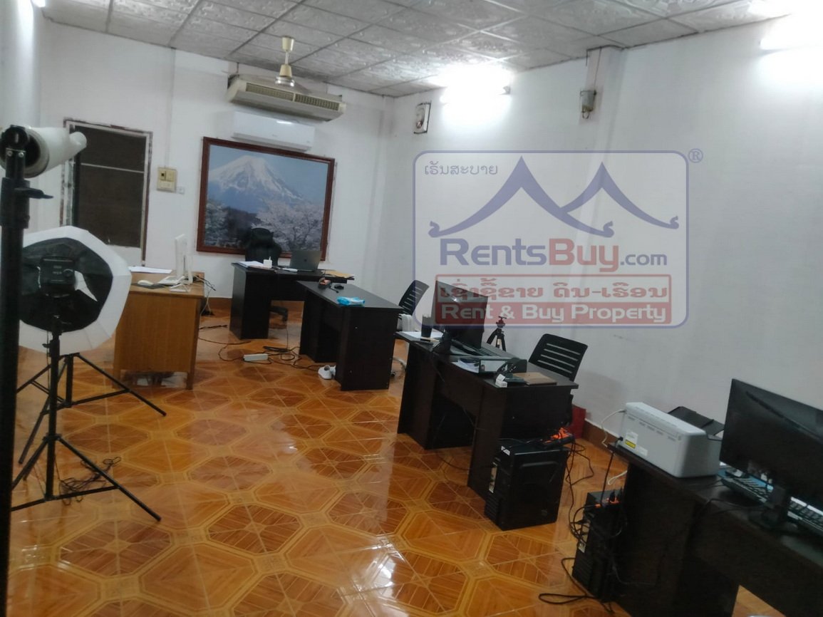 6657-Spacious 3-Storey shophouse for Rent in Phonxay – Ideal for Home or Business