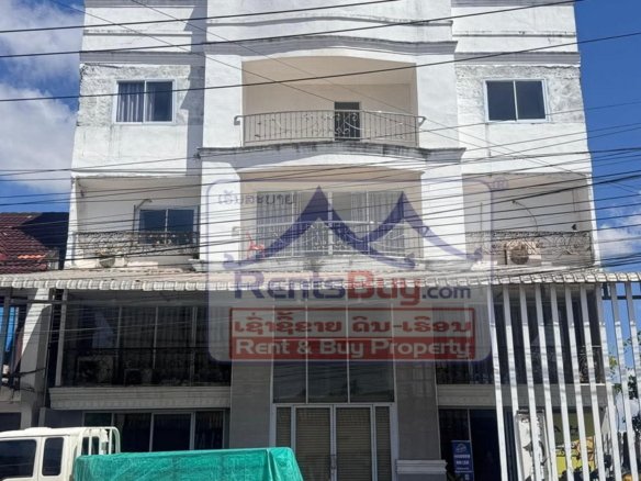6700-Prime Business Location: 3-Story Shophouse Near Thai Embassy – Perfect for Office Use