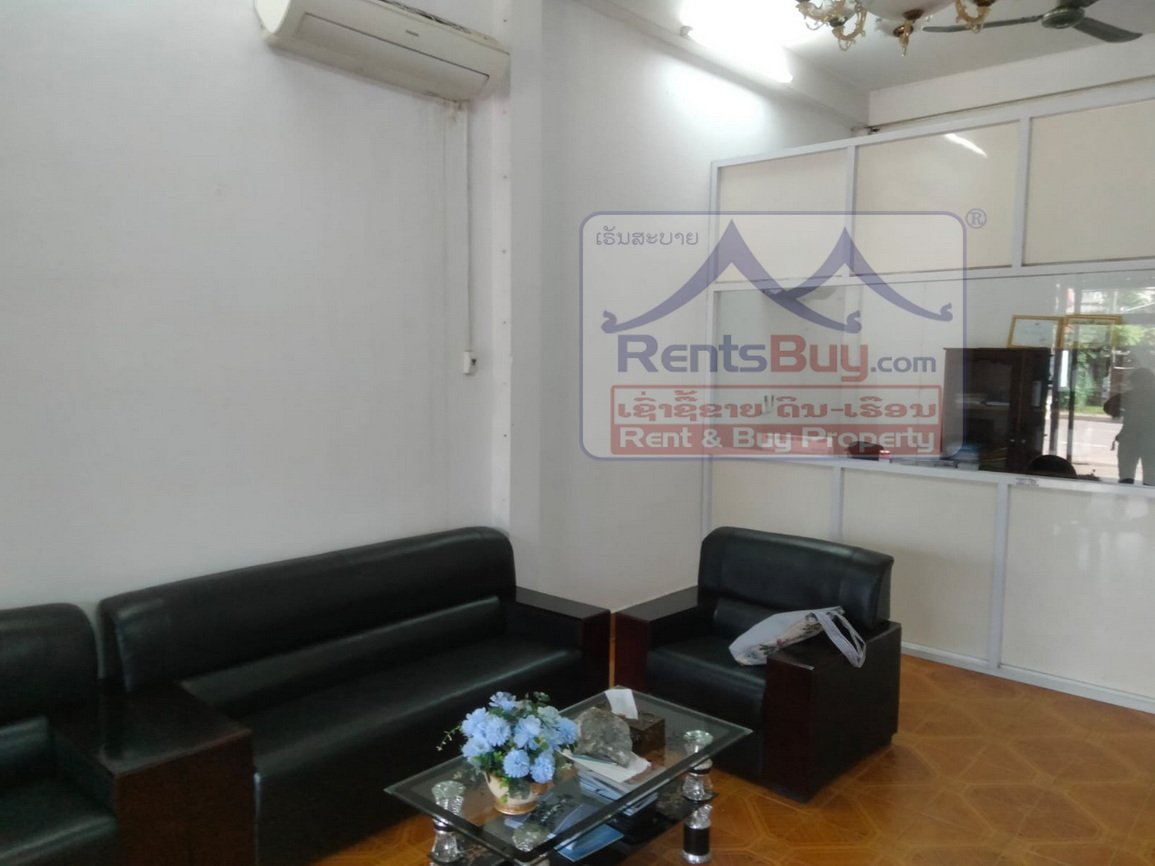 6657-Spacious 3-Storey shophouse for Rent in Phonxay – Ideal for Home or Business