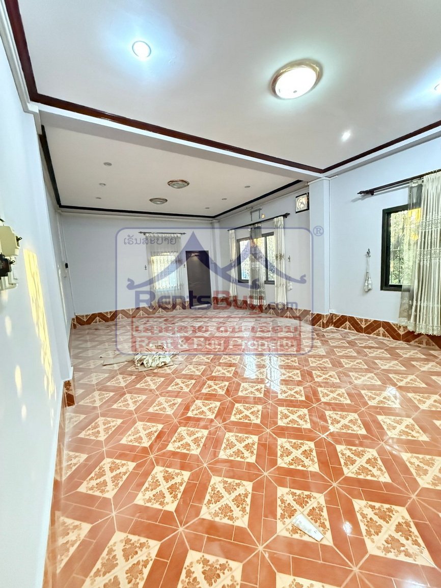 shophouseforrent07 6659-Versatile 3-Story Shophouse in Prime Vat Simeuang – Ideal for Office, Guesthouse, or Mixed Use