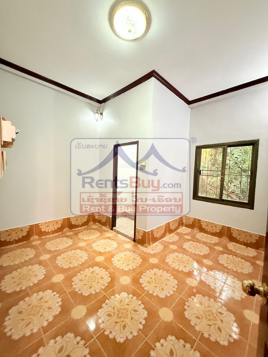 shophouseforrent08 6659-Versatile 3-Story Shophouse in Prime Vat Simeuang – Ideal for Office, Guesthouse, or Mixed Use