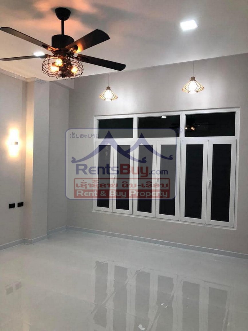 shophouseforrent08 6693-Stylish New Shophouse Ideal for Business or Living – 1 Min from Chinnay Mo Roundabout, Vientiane”