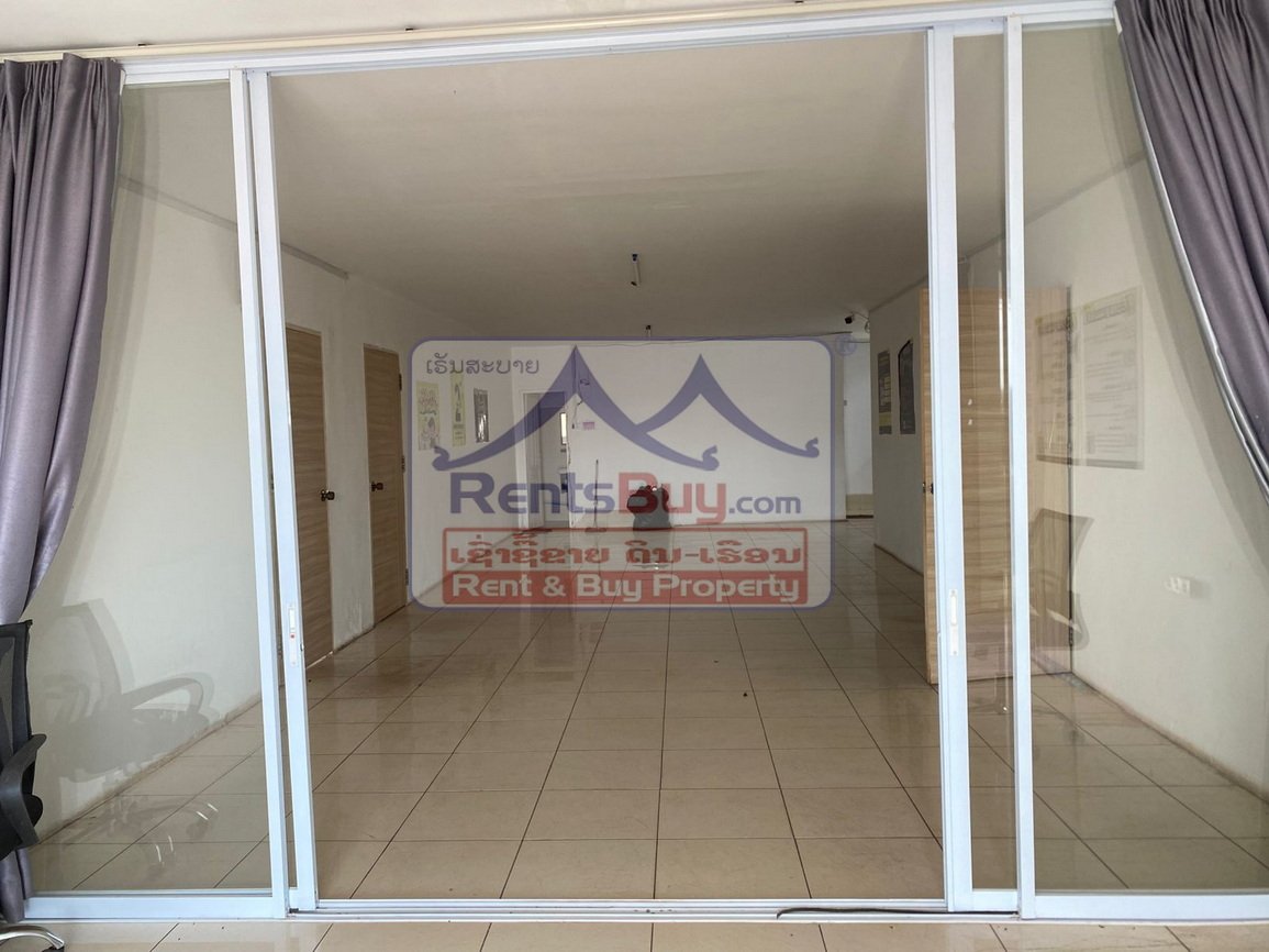 shophouseforrent08 6700-Prime Business Location: 3-Story Shophouse Near Thai Embassy – Perfect for Office Use