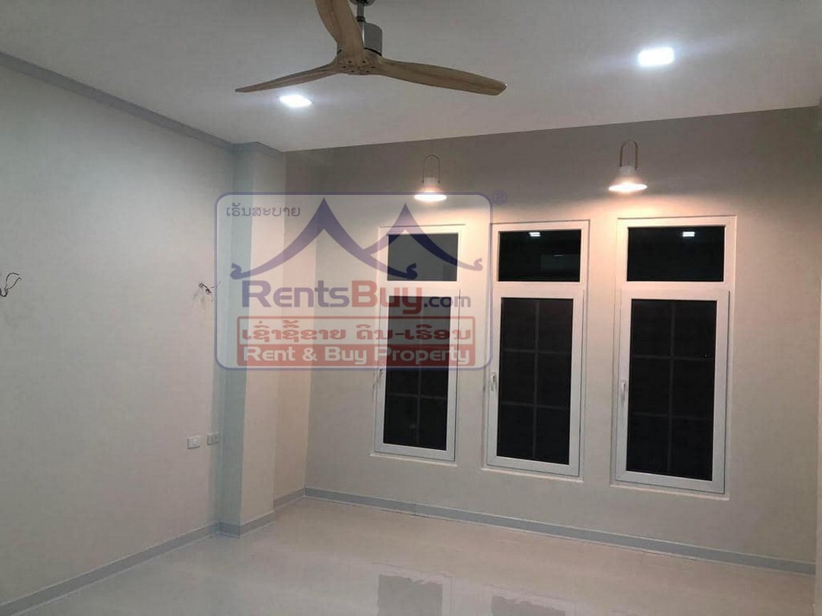 shophouseforrent09 6693-Stylish New Shophouse Ideal for Business or Living – 1 Min from Chinnay Mo Roundabout, Vientiane”