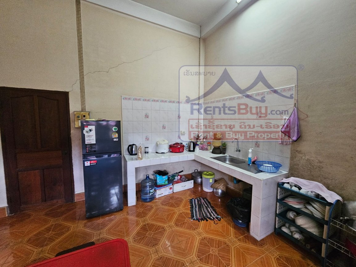 6657-Spacious 3-Storey shophouse for Rent in Phonxay – Ideal for Home or Business