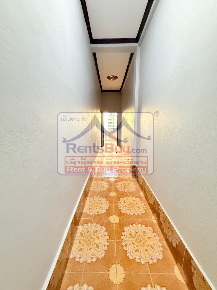 shophouseforrent10 6659-Versatile 3-Story Shophouse in Prime Vat Simeuang – Ideal for Office, Guesthouse, or Mixed Use