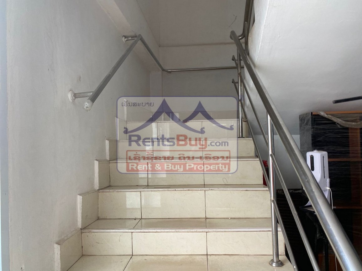shophouseforrent10 6700-Prime Business Location: 3-Story Shophouse Near Thai Embassy – Perfect for Office Use