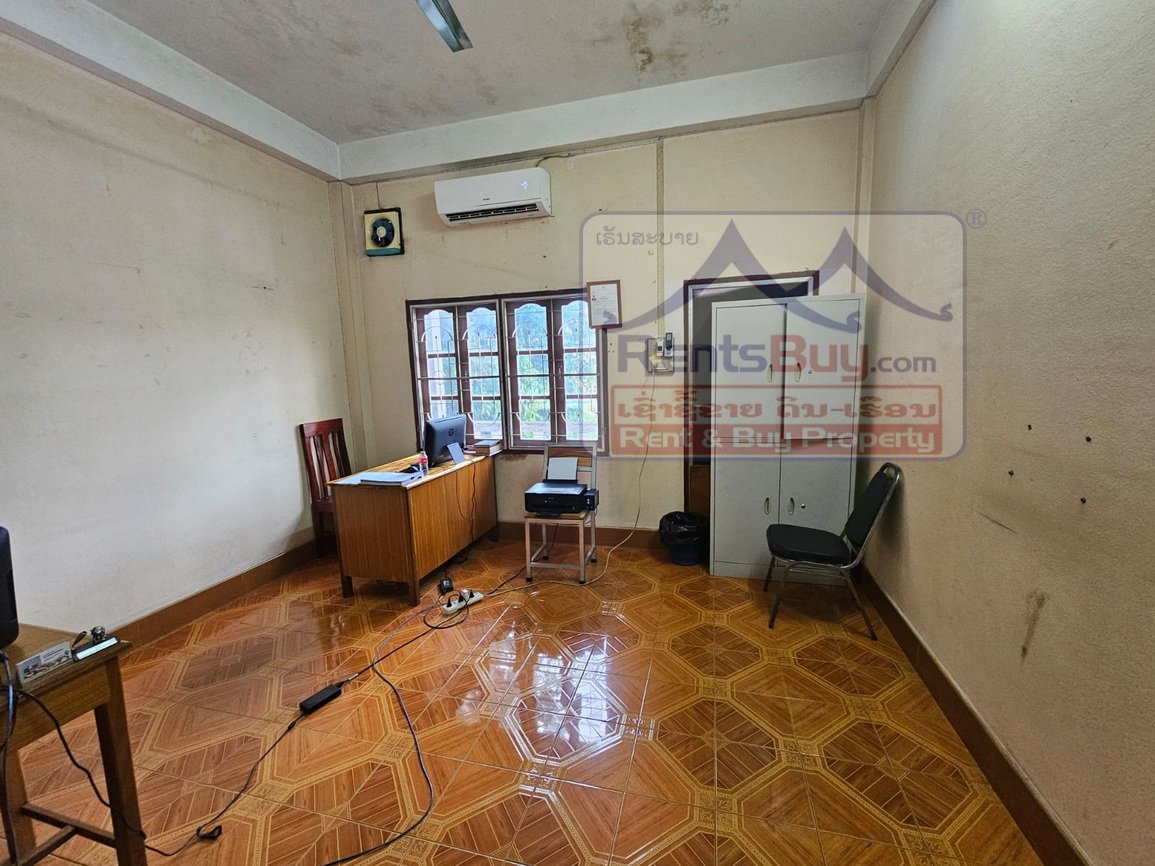 6657-Spacious 3-Storey shophouse for Rent in Phonxay – Ideal for Home or Business