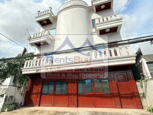 6659-Versatile 3-Story Shophouse in Prime Vat Simeuang – Ideal for Office, Guesthouse, or Mixed Use