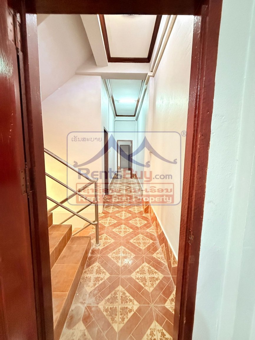 shophouseforrent15 6659-Versatile 3-Story Shophouse in Prime Vat Simeuang – Ideal for Office, Guesthouse, or Mixed Use