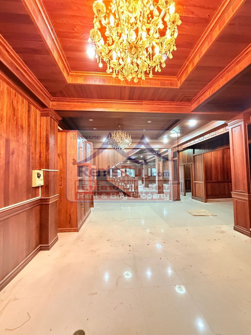 shophouseforrent16 6659-Versatile 3-Story Shophouse in Prime Vat Simeuang – Ideal for Office, Guesthouse, or Mixed Use
