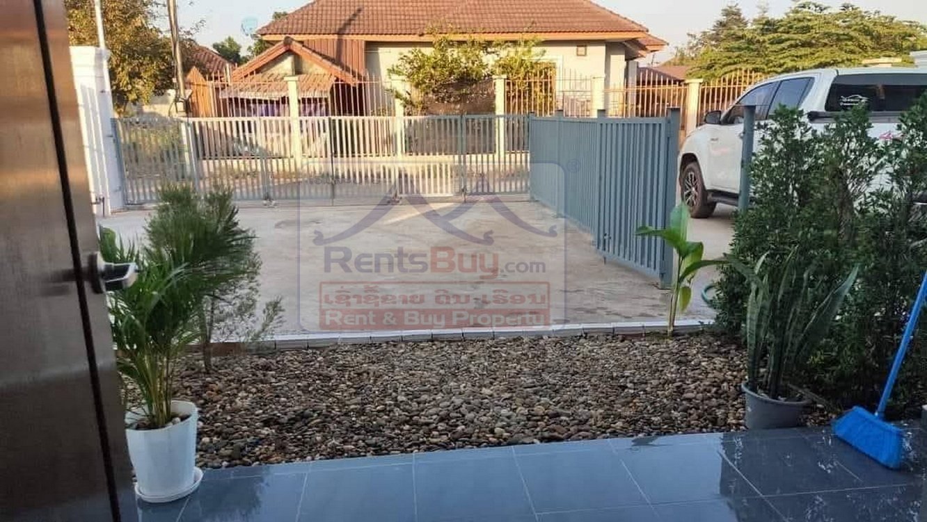 6753-Prime Vientiane Rental: Fully Furnished Rowhouse near Lao National Stadium