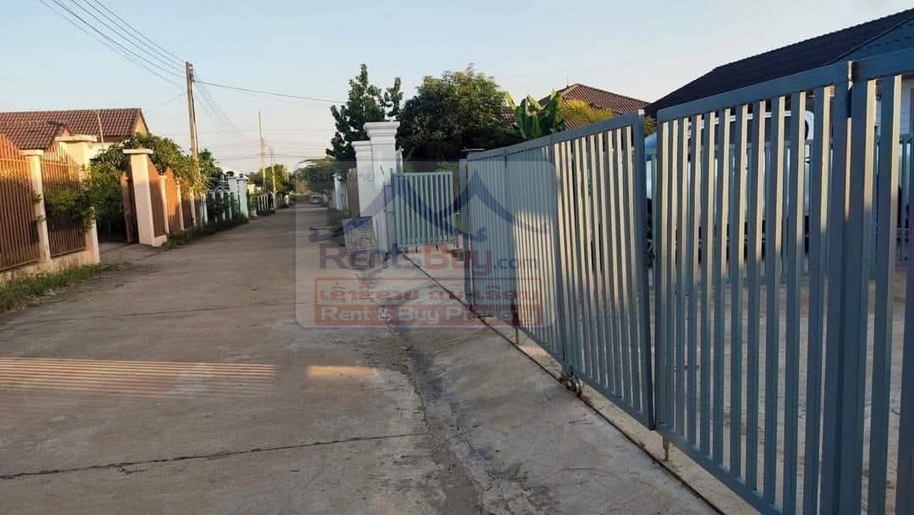 6753-Prime Vientiane Rental: Fully Furnished Rowhouse near Lao National Stadium