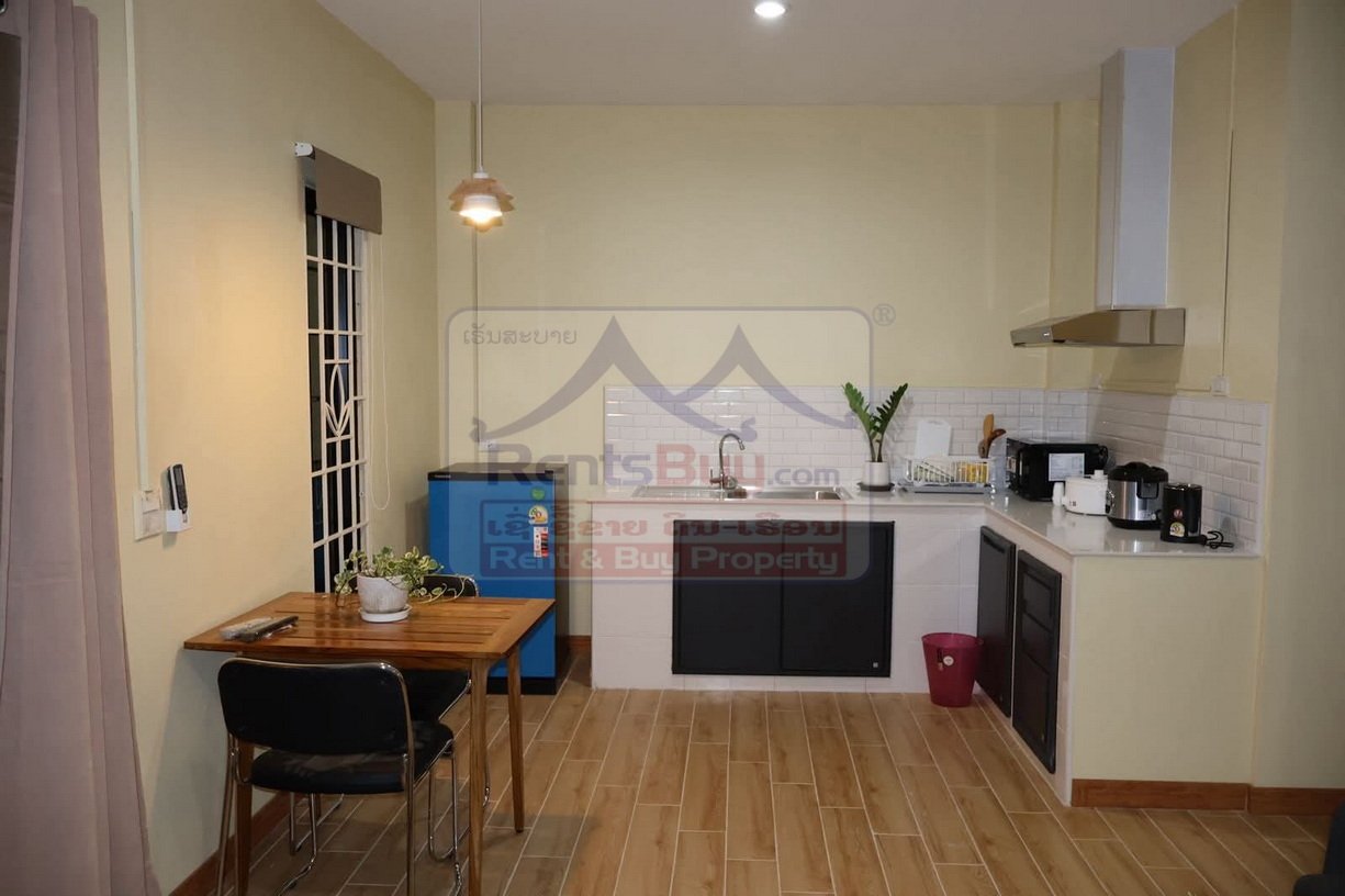 apartmentforrent05 6728-Bedroom Studio Apartment: Modern, 3-Story Living Solution!