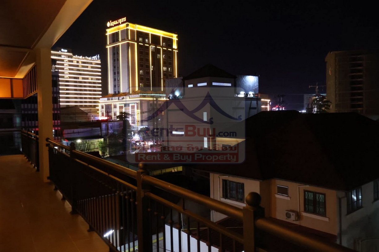 apartmentforrent08 6728-Bedroom Studio Apartment: Modern, 3-Story Living Solution!