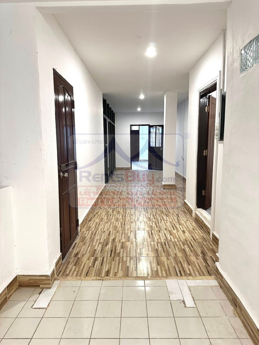 buildingforrent04 6743-Sisattanak District: Fully Furnished, Versatile Flat in Prime Expat Community