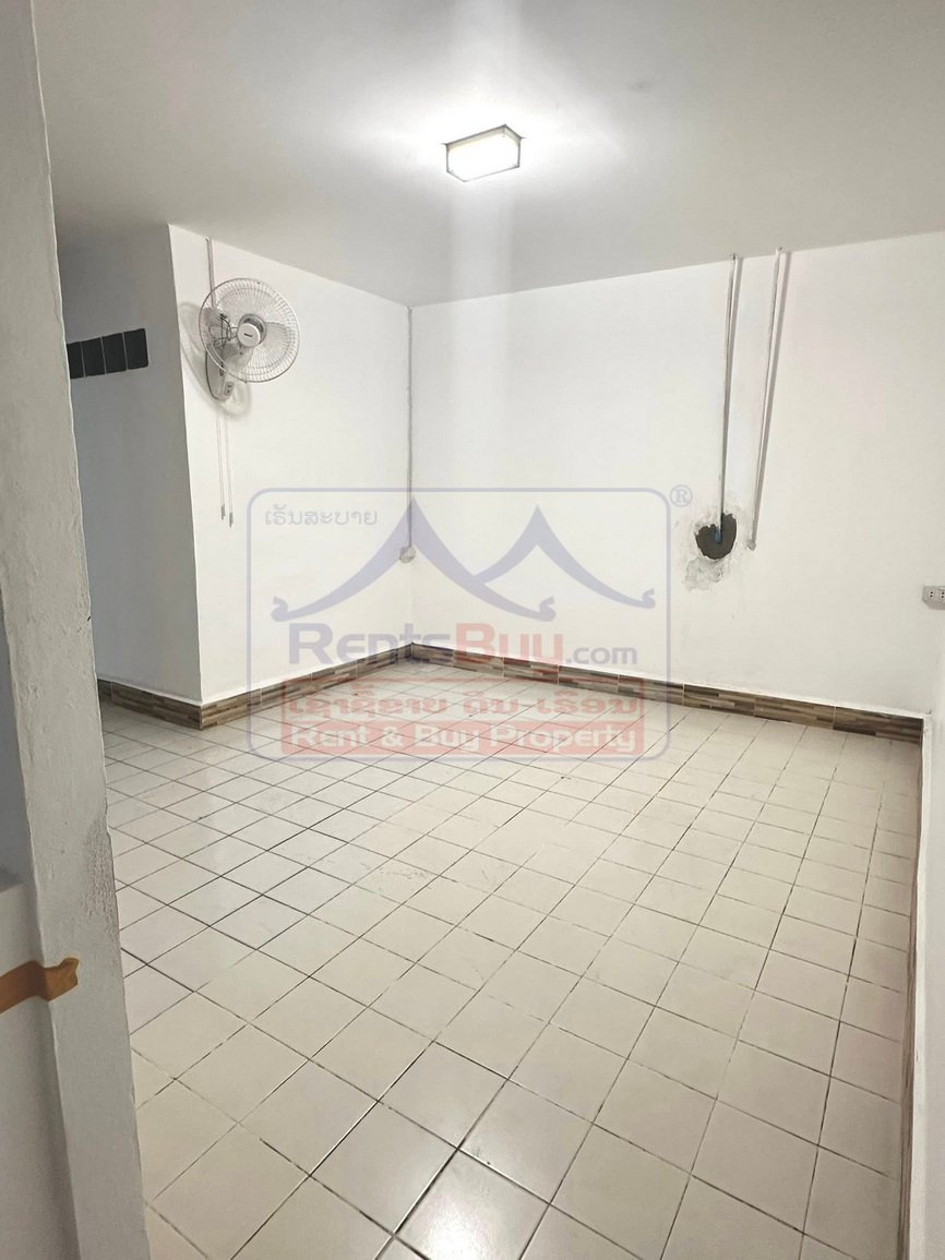 buildingforrent11 6743-Sisattanak District: Fully Furnished, Versatile Flat in Prime Expat Community