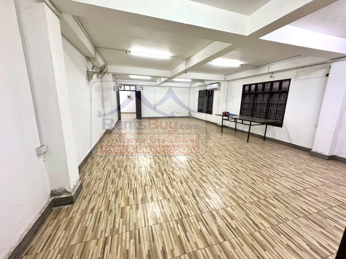 buildingforrent14 6743-Sisattanak District: Fully Furnished, Versatile Flat in Prime Expat Community