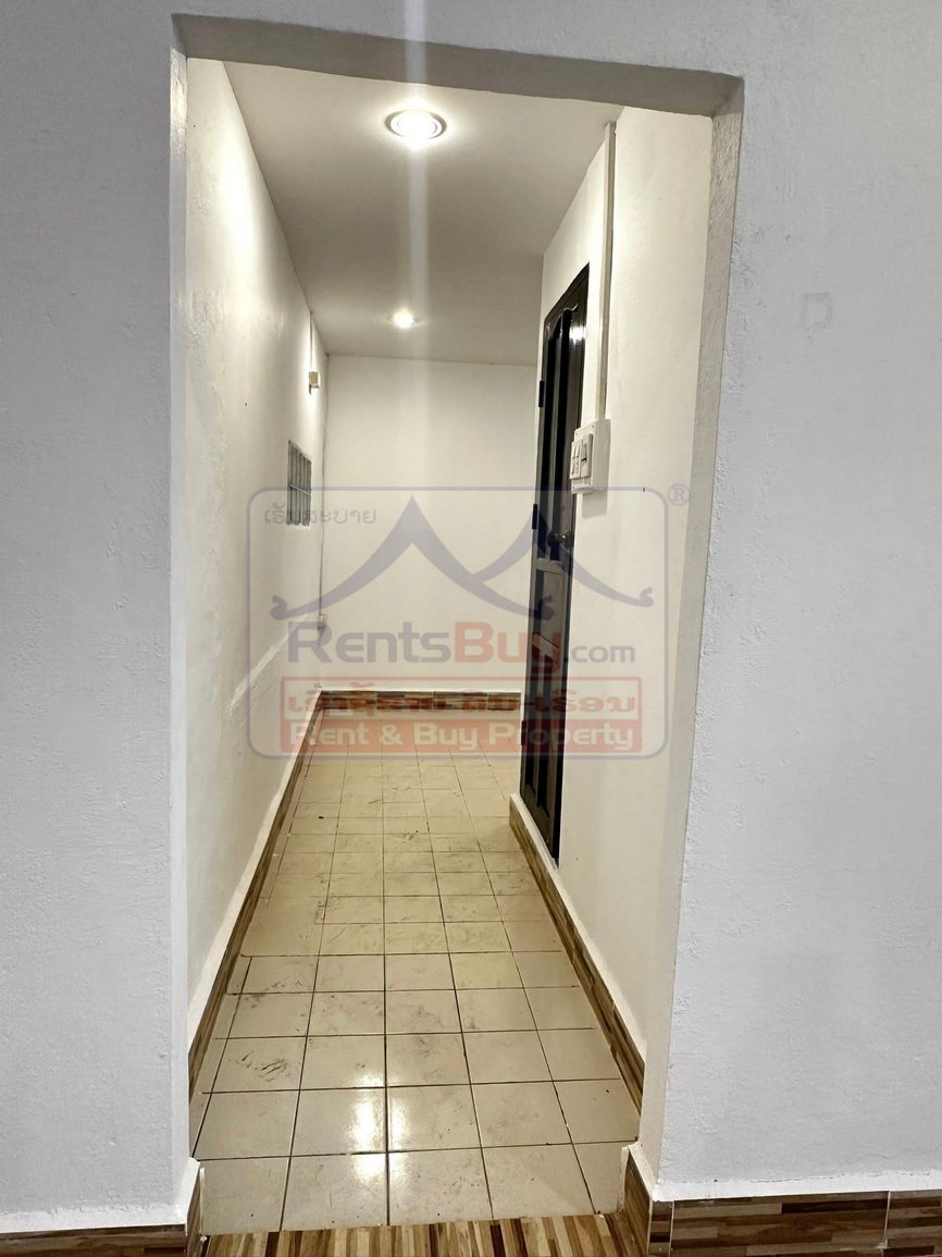 buildingforrent15 6743-Sisattanak District: Fully Furnished, Versatile Flat in Prime Expat Community