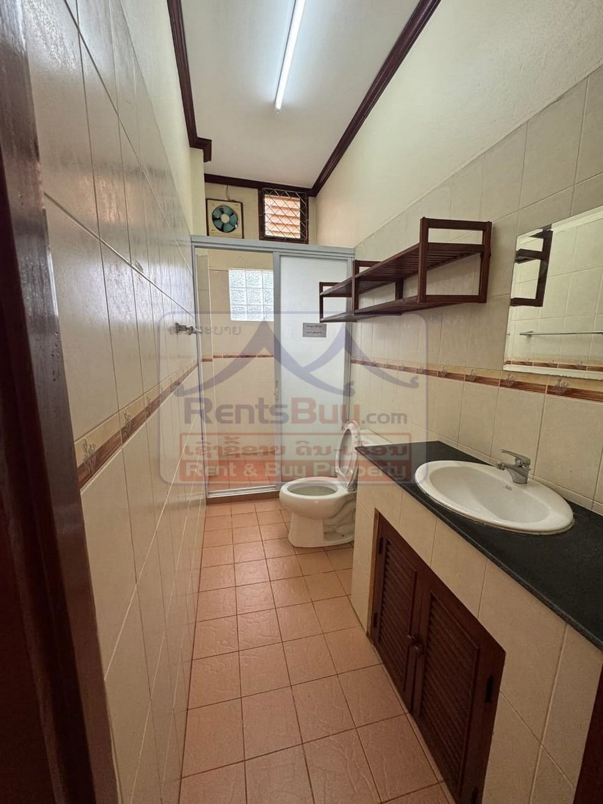 6725-Beautiful Living: Stylish, Furnished House in Safe Sisattanak District