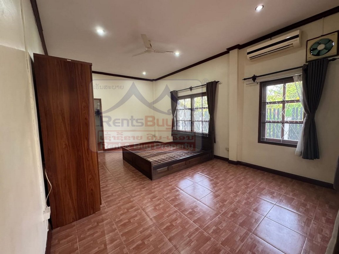 6725-Beautiful Living: Stylish, Furnished House in Safe Sisattanak District