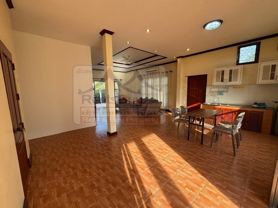 6725-Beautiful Living: Stylish, Furnished House in Safe Sisattanak District