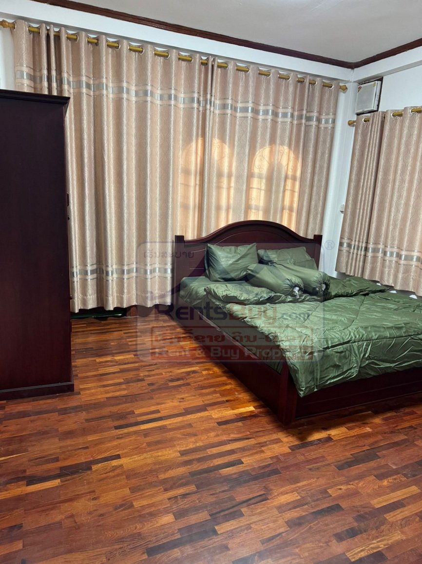 6756-Exceptional Two-Storey Villa: Prime Location & Ultimate Comfort