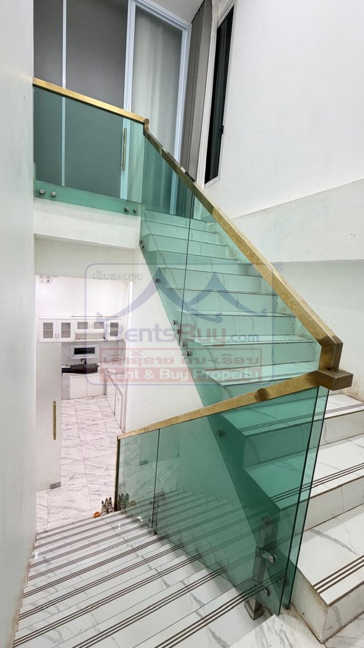 houseforrrent10 6736-Spacious Modern Two-Story Home Near Sangjiang Market