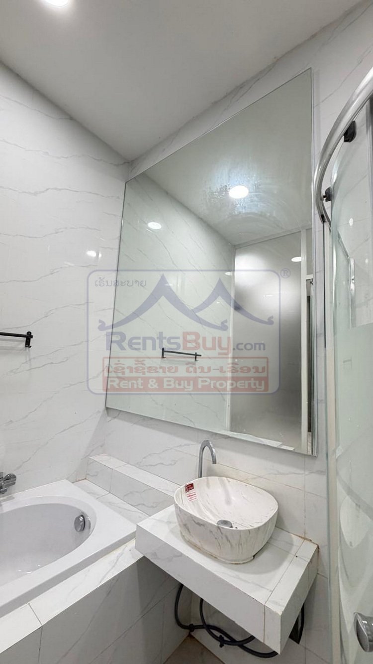 houseforrrent13 6736-Spacious Modern Two-Story Home Near Sangjiang Market
