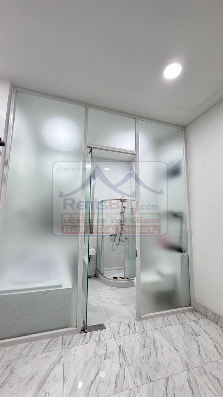 houseforrrent14 6736-Spacious Modern Two-Story Home Near Sangjiang Market