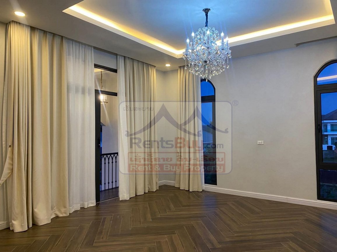 houseforsale02 6745-Outstanding 4-Bedroom Family Residence on 803 m² Plot with Prime Accessibility