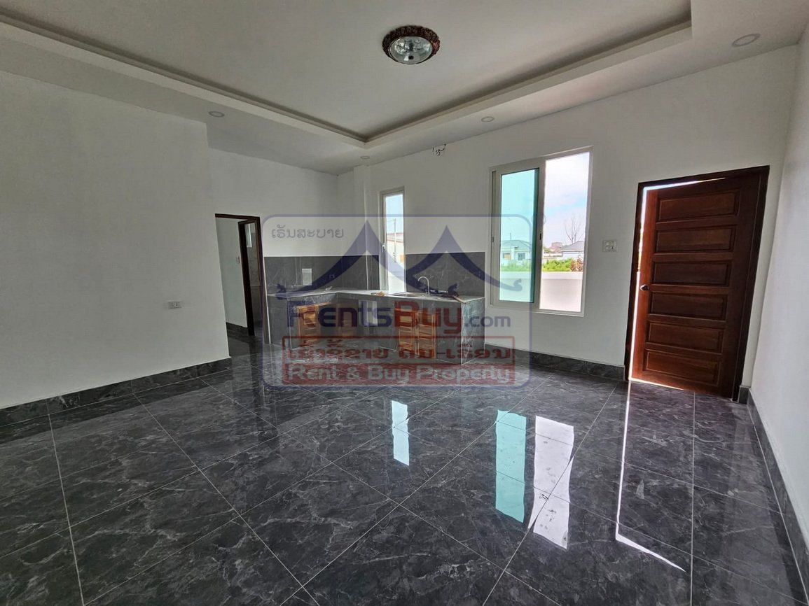 6719-Charming Family Home in Sisattanak: Live with Comfort and Convenience