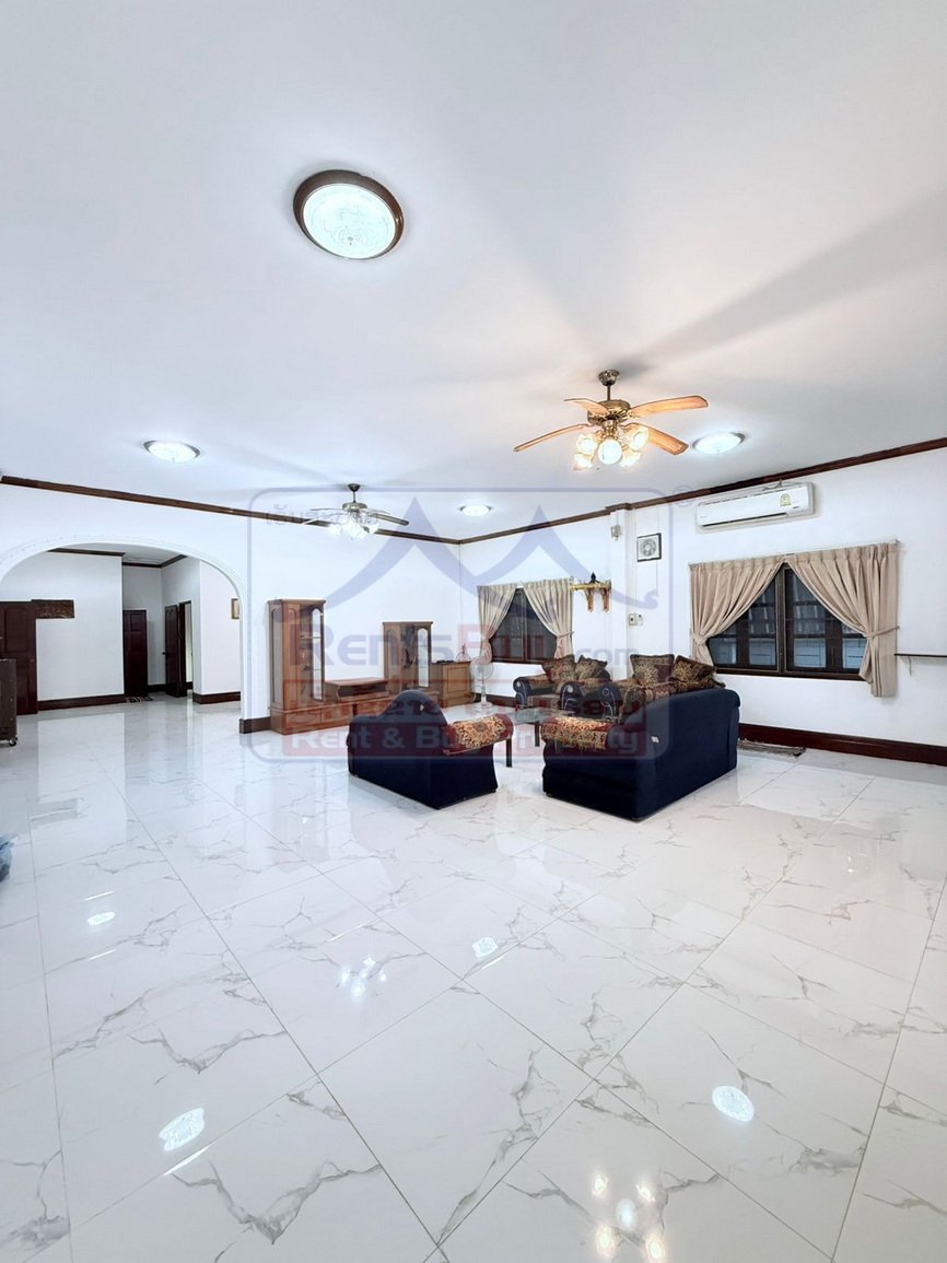 6727-Peaceful Living: Fully Furnished 3-Bedroom Home in Ban Dongna Sok