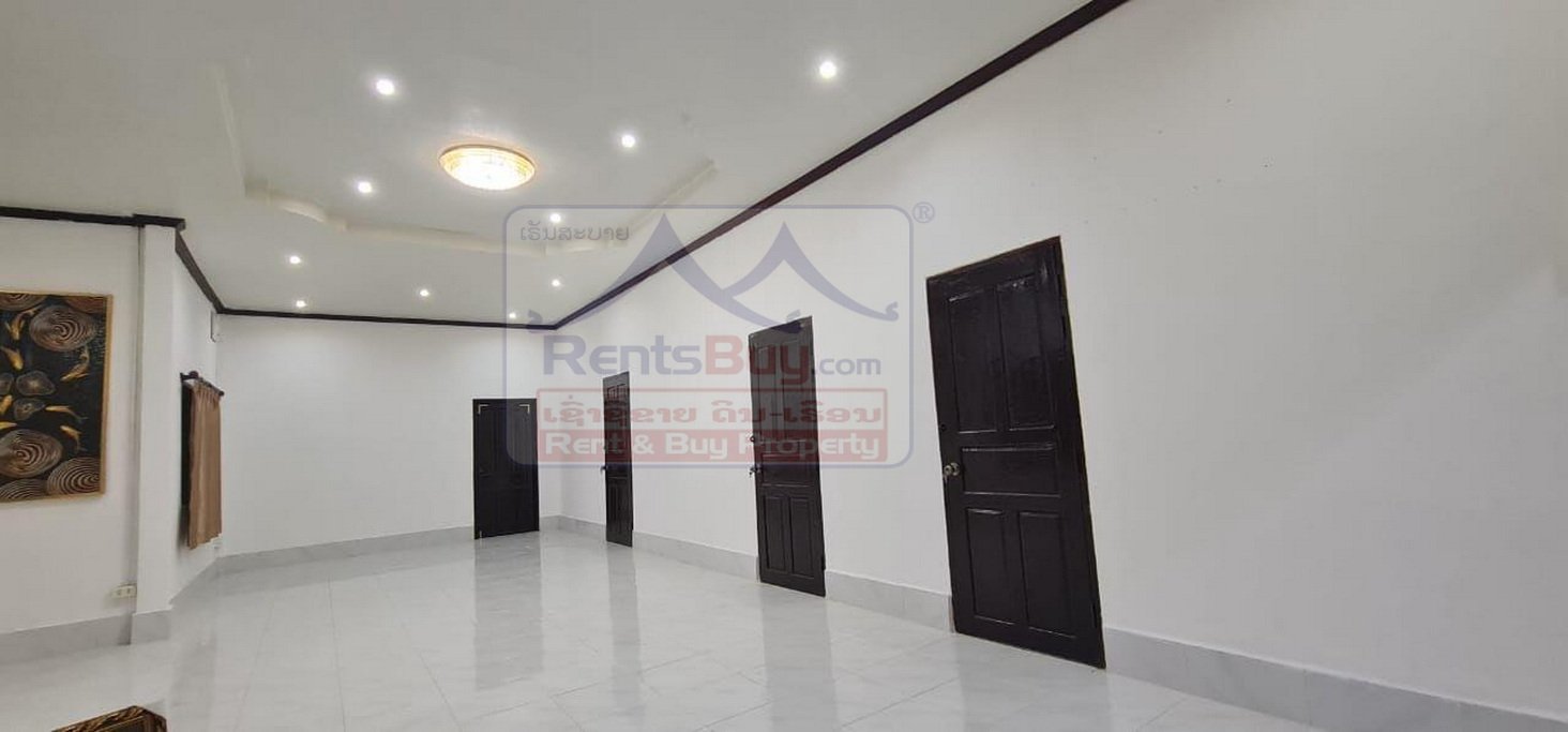 6731-Move-In Ready 3-Bed/4-Bath Villa for Rent Near Vientiane Airport