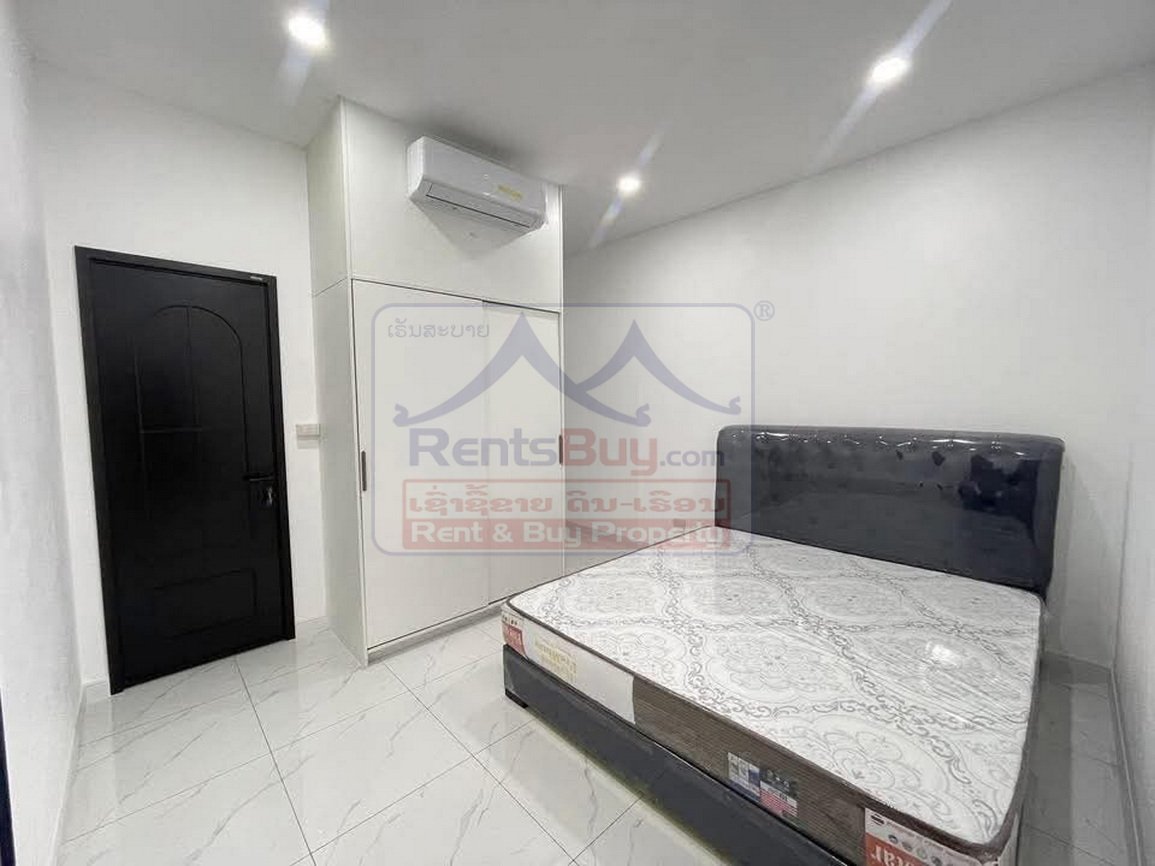 6730-Move-In Ready! Brand New, Fully Furnished 4-Bedroom Home