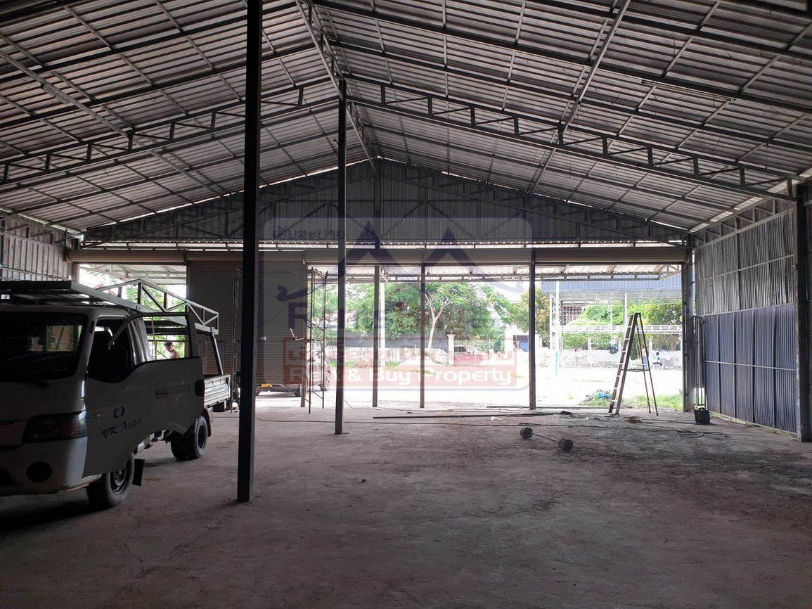 6724-High-Value 450m² Commercial Base with Staff Quarters in Convenient Xiengda Area