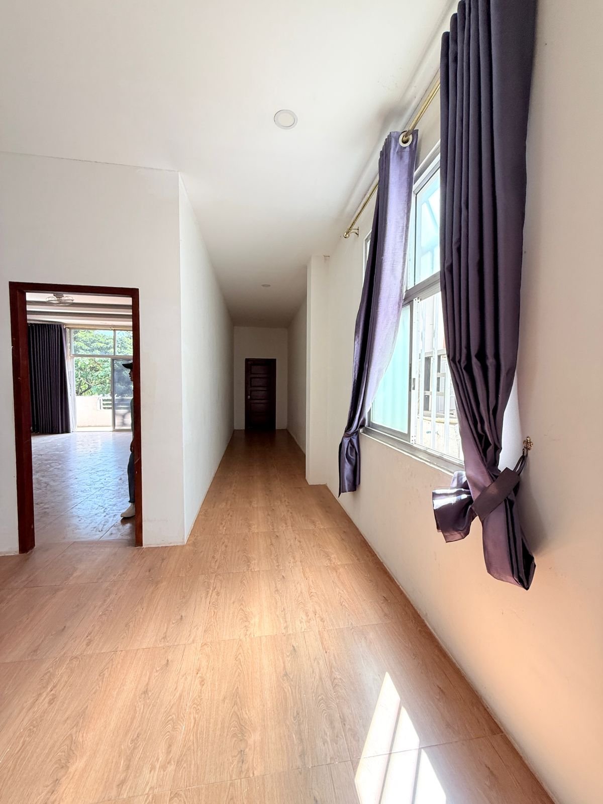 6689-Rare 6-Bedroom Commercial Shophouse with 8 Bathrooms – Ideal for Retail + Professional Offices