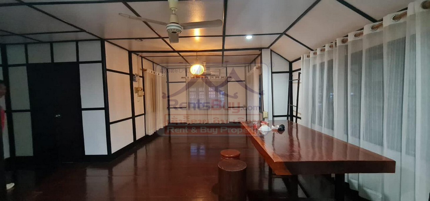 6771-Charming Fully Furnished Lao-Style House for Rent Near the Mekong River