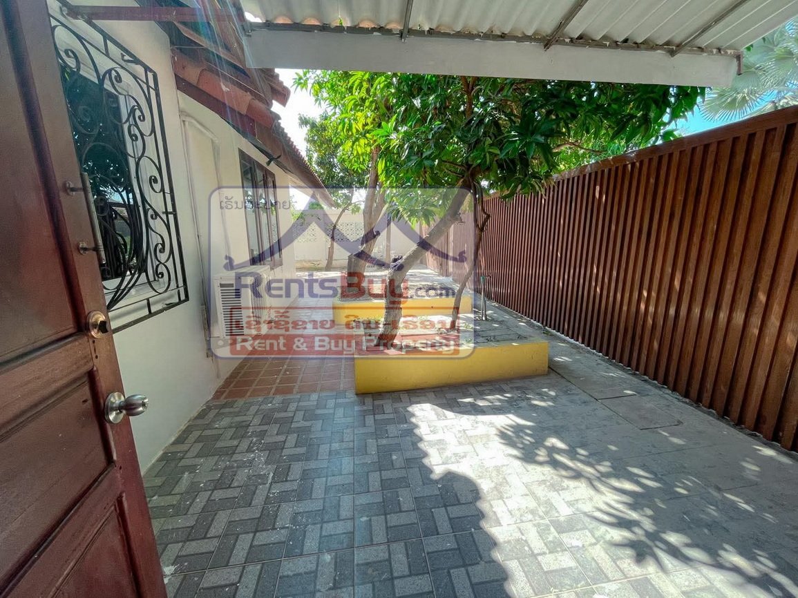 6792-Charming House for Rent in Sisattanak District, Vientiane Capital