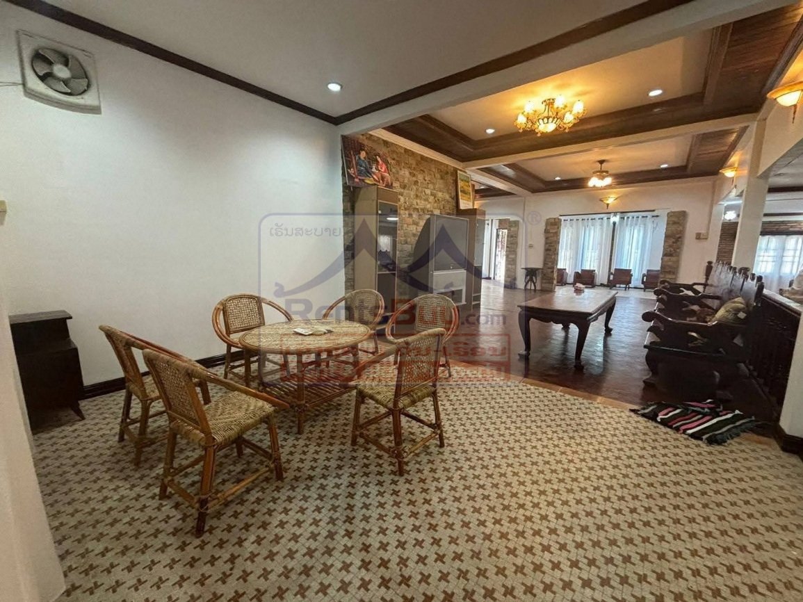 houseforrent02 6761-House for Rent near That Luang, Patuxay Area, Vientiane Capital