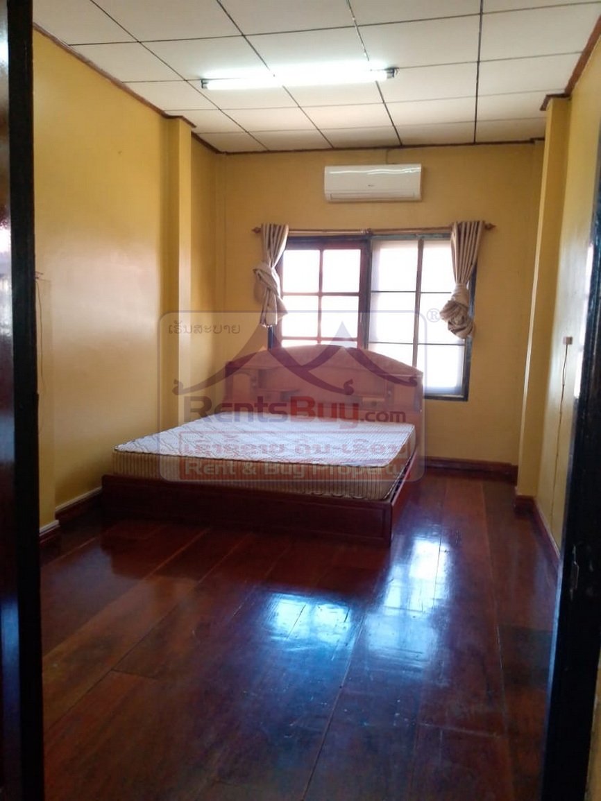 houseforrent05 6784-Spacious 4-Bedroom Fully Furnished Villa for Rent – Only 5 km from Wattay International Airport