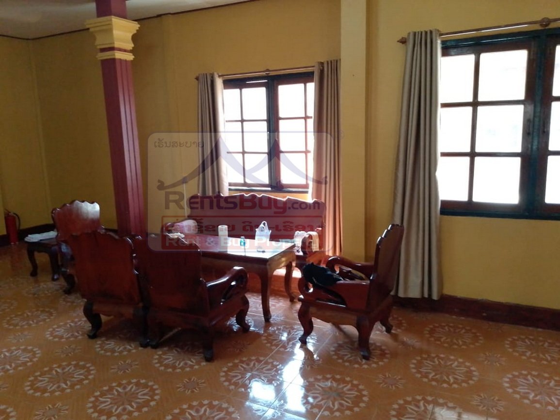 houseforrent06 6784-Spacious 4-Bedroom Fully Furnished Villa for Rent – Only 5 km from Wattay International Airport