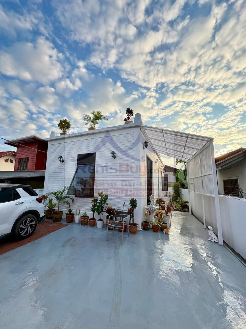 houseforrent07 6775-Prime Shophouse-Office for Rent: Prestigious Thatluang Location – Less Than 10 Minutes to Vientiane City Center